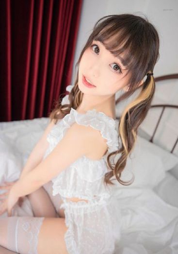 我和那家伙在女浴池_剧情片高清电影在线