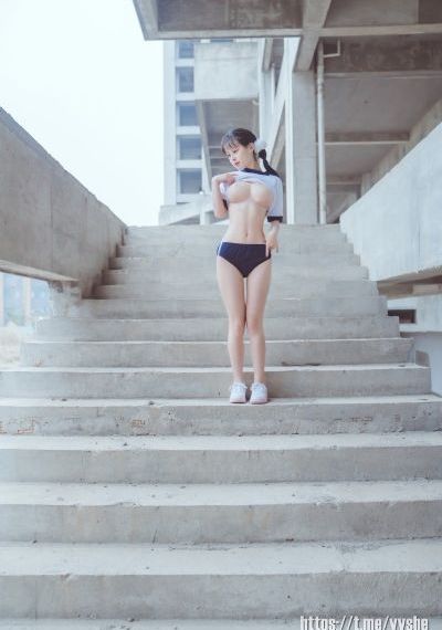 一路向西王李丹妮完整播放_超清在线手机播放
